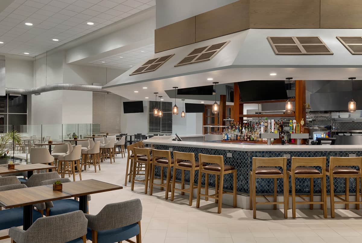 Coral Reef Restaurant & Bar