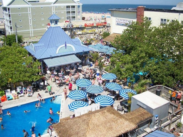Manana Mode Pool Bar at the Hilton Ocean City