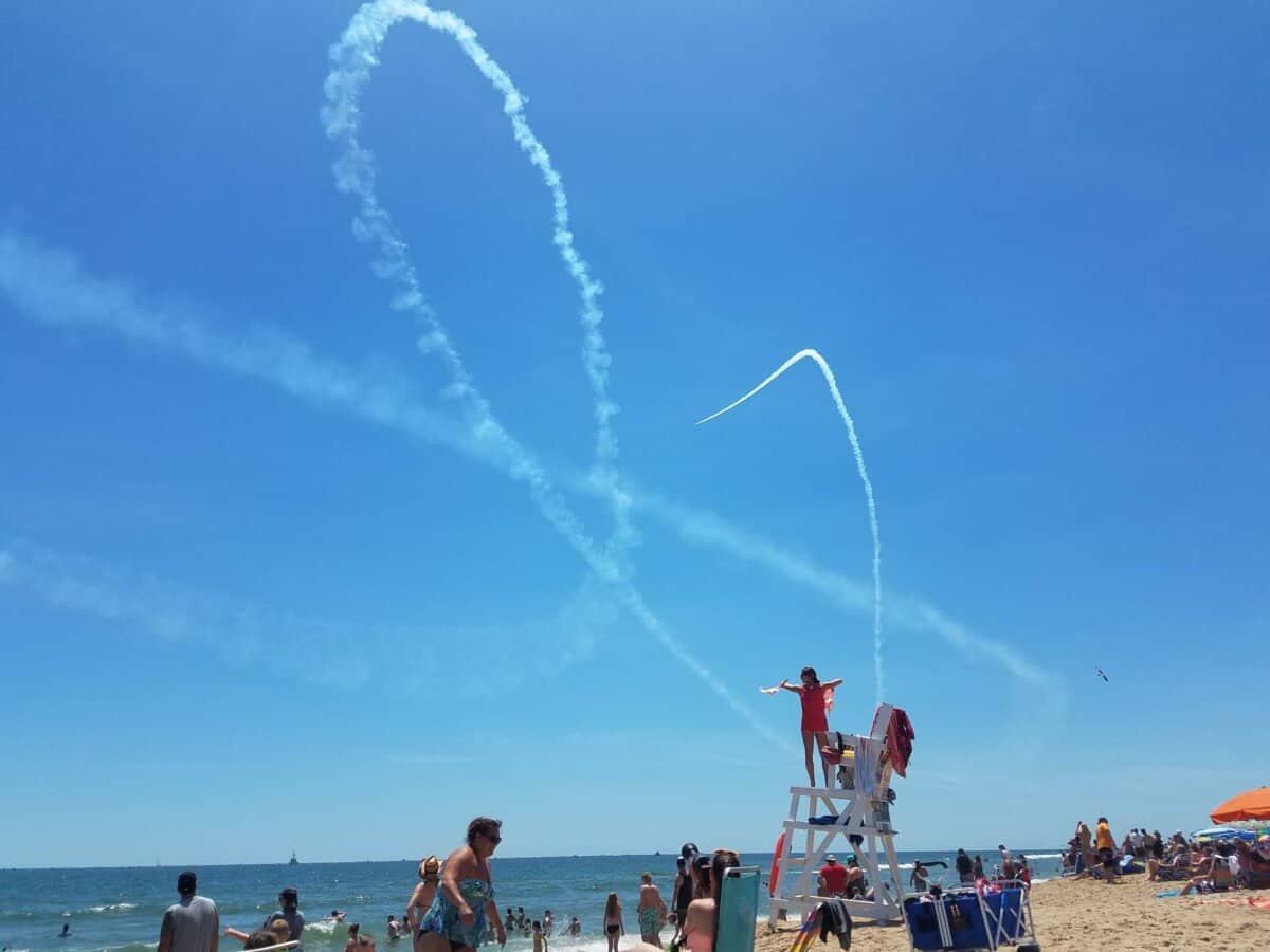 Tips for Watching the Air Show Like a Local